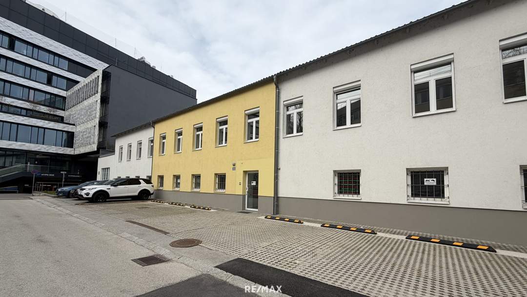 Top-Bürogebäude in St. Pölten: 4 Büros &amp; Besprechungsraum nahe Regierungsviertel