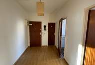 unbefristet | große 2 Zimmer-Wohnung