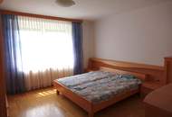 Viel Platz, viele Möglichkeiten, großes Grundstück!