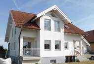 großes Einfamilienhaus mit gemütlicher Wohnatmosphäre, Wintergarten & Gartenbereich zur Vermietung