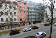 Sanierungsbedürftige 3-Zimmer-Wohnung mit Balkon in zentraler Lage von Favoriten