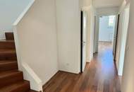 1080! Perfekt geschnittene 4-Zimmer-DG-Wohnung mit 2 Terrassen im Herzen des 8. Bezirks!