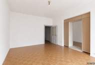 Sanierungsbedürftige Wohnung im 3. Stockwerk nahe Burggasse-/Stadthalle (Top 21-23)