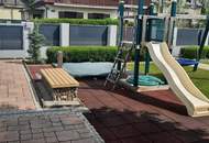 Urlaubsfeeling mit wunderschönem Haus - Pool & Traumgarten