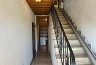 Einfamilienhaus mit Nebengebäude in ruhiger Lage