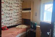 Seltene Gelegenheit! Charmantes Haus mit eigenem Seezugang und großem Potenzial (Bastlerhit)