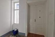 Schöne 4,5 Zimmer Altbau-Villenetage mit Gartennutzung und kleinem KFZ-Stellplatz