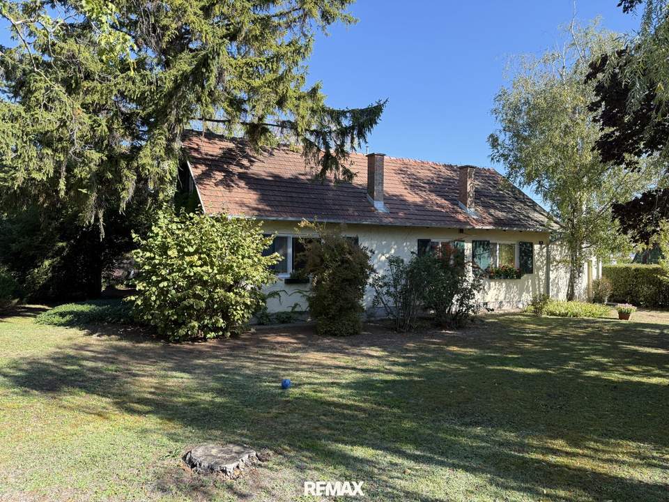 Wohnen im Grünen - Einfamilienhaus mit traumhaftem Garten auf ca. 128 m² Wohnfläche zu kaufen!