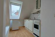 ! Nettes, helles 1 1/2 Zimmer Dachstudio - Hofruhelage, U4/6 Nähe !