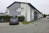 Sehr gepflegte Erdgeschoss- Wohnung mit Eigengarten und Carport