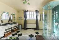 Mondäne Residenz mit Gästehaus + 4 Garagen