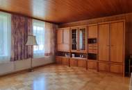 Einfamilienhaus mit großem Grundstück in idyllischer Ruhelage