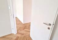 ***Altbau trifft Dachgarten – Stilvolle 3-Zimmer-Wohnung mit großer Terrasse – hochwertiger Sanierung + Klimaanlage & Luftwärmepumpe***