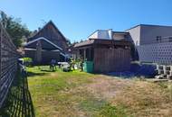 Sanierungsbedürftiges Wohnhaus mit schönem Garten