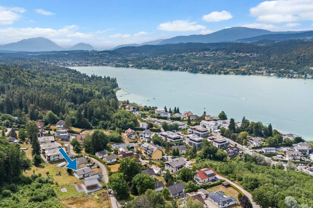 Seeblick-Grundstück in traumhafter Lage