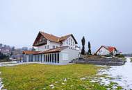 Exklusives Wohnhaus mit Indoorpool und Aussicht und LIFT , 3200 Grundstück NEUER TOPPREIS