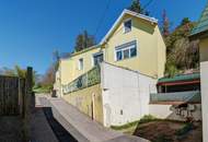 Charmantes Einfamilienhaus mit Dachterrasse & Blick auf die Weinreben in ruhiger Lage von Stillfried