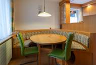Einfamilienhaus mit Keller, Garage und Pool!