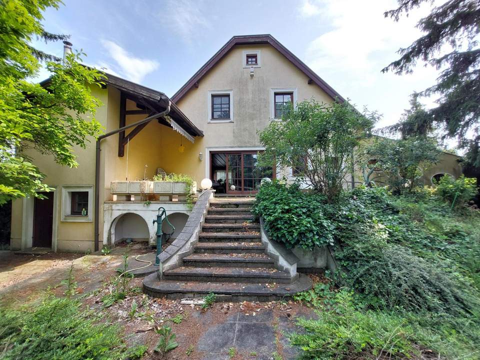 Villa im Dornröschenschlaf-Topliegenschaft zum Bestpreis- wunderschöne Lage in Perchtoldsdorf