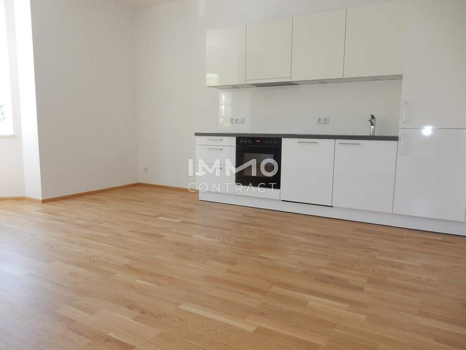 4 Zimmer Wohnung mit Loggia! Unbefristet und Ablösefrei!