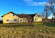 Renovierungsbedürftiges Mehrfamilienhaus mit eingezäuntem Garten in ruhiger Stadtrandlage