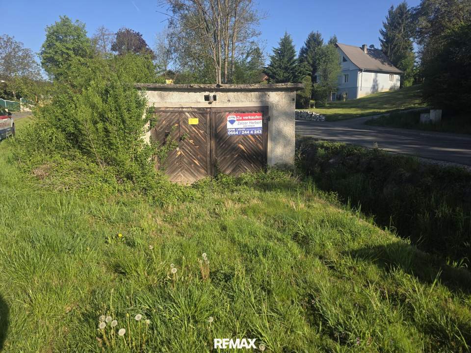Garage auf 124 m² Grund!