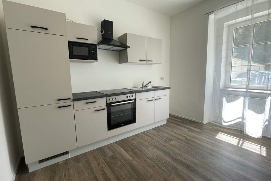 Schöne 3-Zimmer-Wohnung, Wohnung-miete, 1.050,00,€, 2434 Bruck an der Leitha
