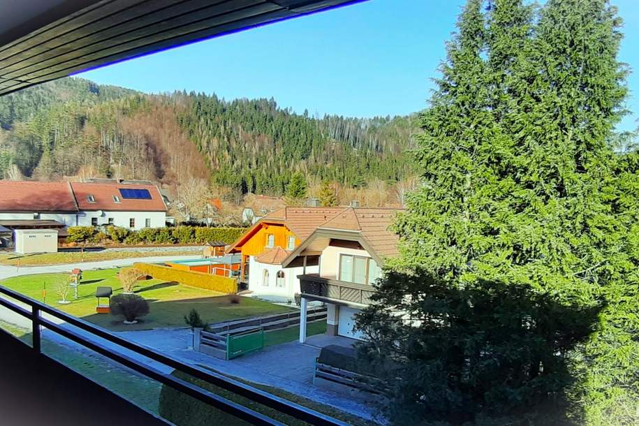 Traumhaft große Loggia, neues Bad, großzügige DG-Wohnung. Ideal auch als Zweitwohnsitz., Wohnung-kauf, 139.900,€, 2770 Wiener Neustadt(Land)