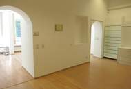Perfekte Sichtbarkeit - Geschäftslokal / Büro mit großer Auslagenfront !