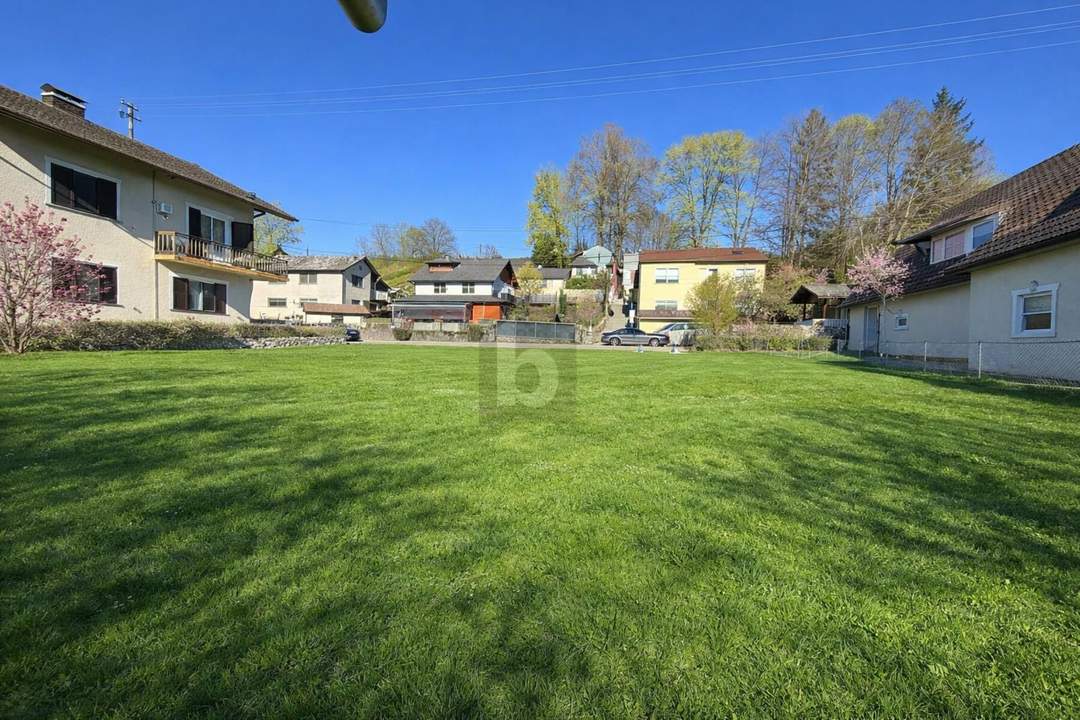 SONNIGES BAUGRUNDSTÜCK IM HERZEN VON MATTIGHOFEN ? NUR 500 M ZUM STADTPLATZ!