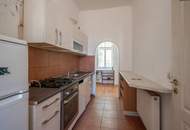 ++Airbnb++ Renovation Opportunity: 2-Room Apartment in Prime Location