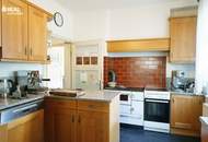 Liebevoll saniertes Jahrhundertwendehaus aus 1930, modernisiert 2009 - 4 Zimmer, Veranda, Keller, Terrasse auf 1.270m² Grund!