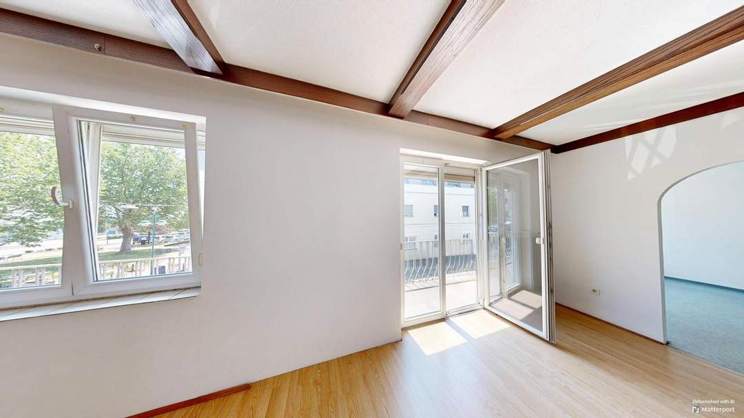 Stadthaus in Rechnitz! Bestehend aus einer Stadtwohnung und einem vermieteten Gewerbelokal im Erdgeschoß!