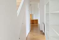 1040! 4 Zimmer Dachgeschoss-Wohnung mit ca. 32 m² großer Terrasse mit traumhaften Fernblick