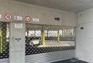 SOMMERAKTION: 2 Monate mietfrei! Witterungsgeschützter sicherer Auto-/Camperabstellplatz im neuen Parkdeck Albert-Schöpf-Straße! Möglichkeiten für E-Ladestation und Behinderten-Parkplätze vorhanden – nur noch wenige Plätze verfügbar!