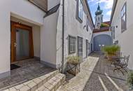 Historisches Winzerhaus trifft moderne Architektur: Luxuriöses Refugium mit großer Terrasse im historischen Zentrum von Grinzing
