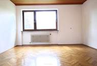 Solides Ein-/Zweifamilienhaus auf 973 m² Grund in zentrumsnaher, begehrter Lage!