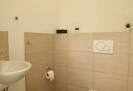 Repräsentative Kanzlei oder Praxis mit Wohnung (derzeit Kurzzeit-Mietwohnung mit 5% Rendite)