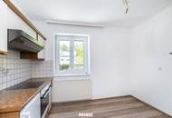 Umfangreich saniertes Einfamilienhaus mit 4 Garagen in sonniger Ruhelage von Rettenbach/Bad Ischl