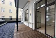 Erstbezug nach Sanierung – Repräsentatives Altbau-Büro nahe Rathaus mit Terrasse
