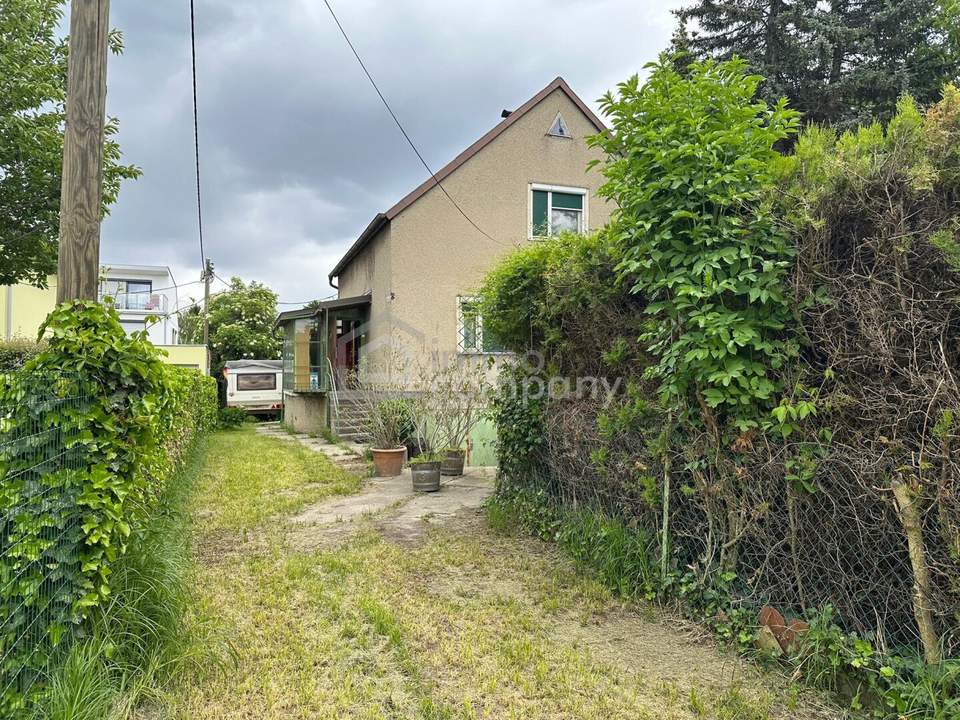 Rarität an der Alten Donau – Sanierungsbedürftiges Ziegelmassivhaus auf Eigengrund mit Potenzial