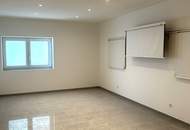 Seminarraum oder doch Kleinwohnung? Modernes Badezimmer und ein Abstellraum - in Reiteregg Gemeinde Sankt Bartholomä