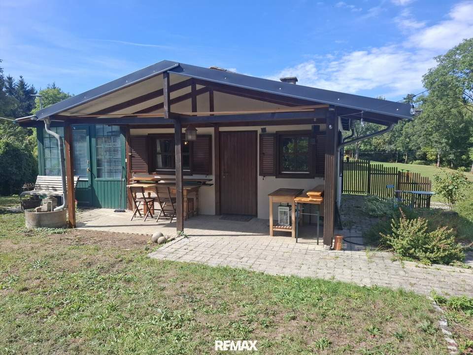 Baugrundstück mit bestehendem Wochenendhaus– attraktives Neubaupotenzial