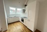 Helle 3-Zimmer Dachgeschosswohnung mit Terrasse nahe U3 Johnstraße/Meiselmarkt