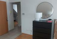 Gemütliche 2 Zi-Wohnung mit 2 PKW-Stellplätzen