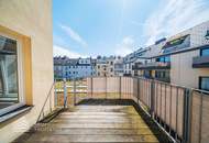 Großzügige 4-Zimmer Altbauwohnung mit Terrasse