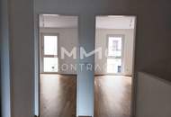 ERSTBEZUG Maissonette-Wohnung große Terrasse und Balkon