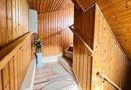 "Besonderes Ein-/Zweifamilienhaus mit Werkstatt und Weinkeller in Loidesthal"