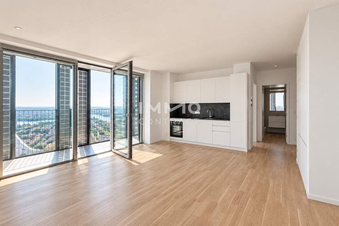 Stadt, Wasser, Weite: DC2 Tower: 46. Etage - Erstbezug