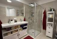High-Floor Living im Helio Tower – Stilvolle 3-Zimmer-Wohnung mit Panorama-Fernblick
